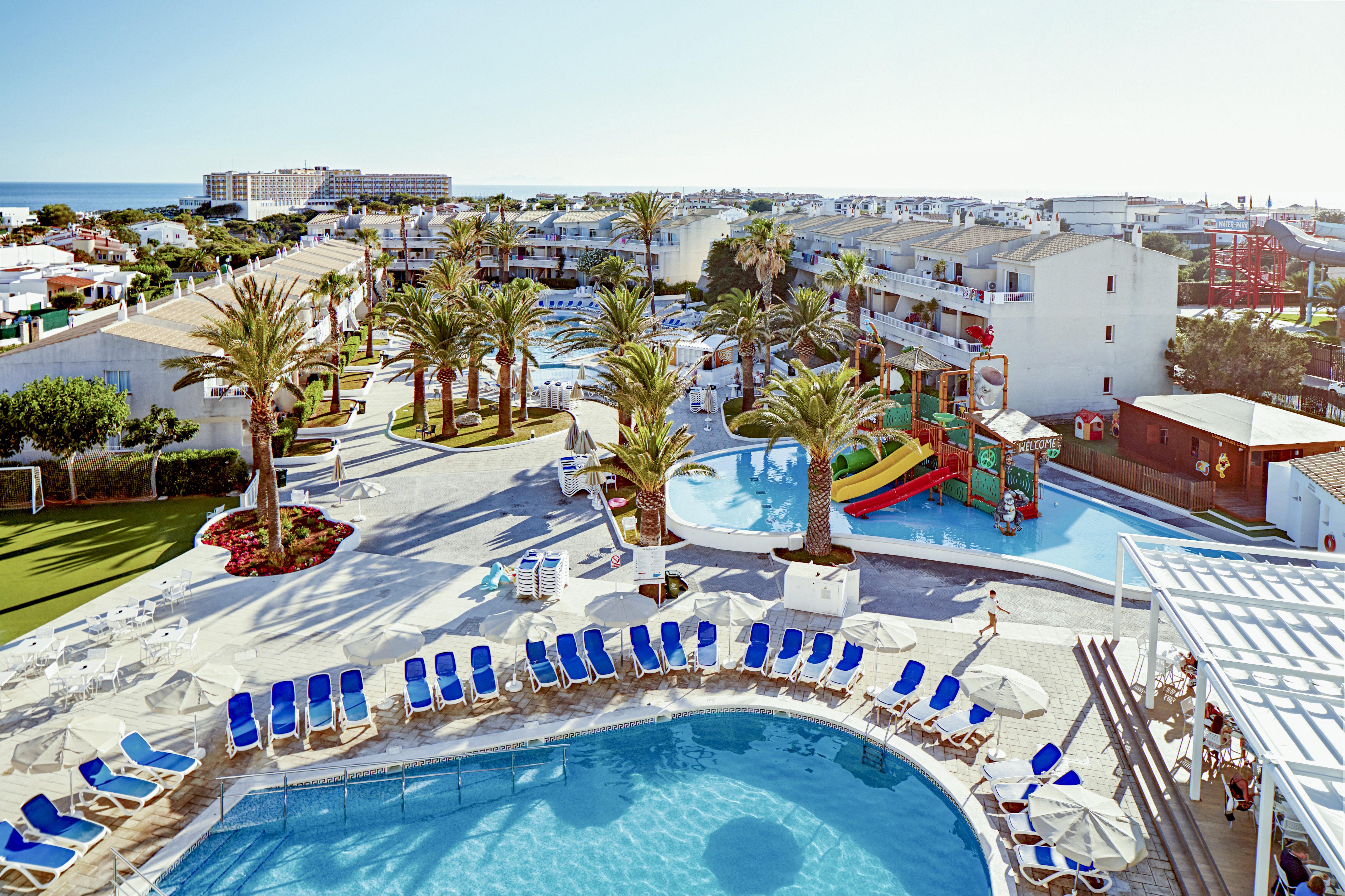 Globales Los Delfines Cala'N Blanes  Exterior photo